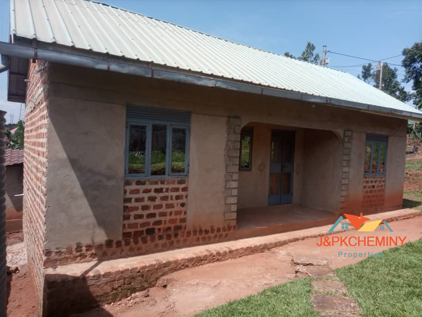 Bungalow for sale in Kisaasi Wakiso