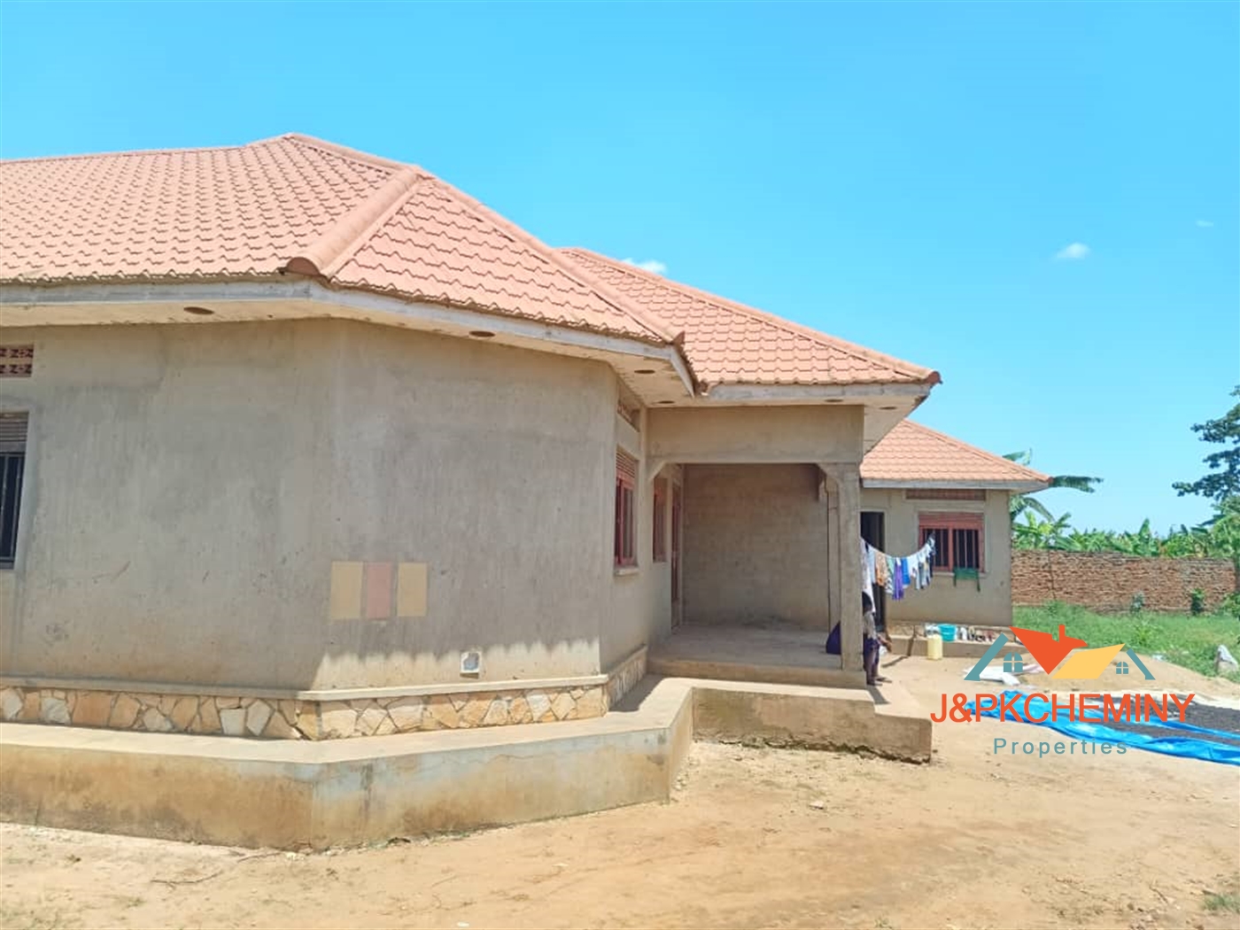 Bungalow for sale in Bweyogerere Mukono