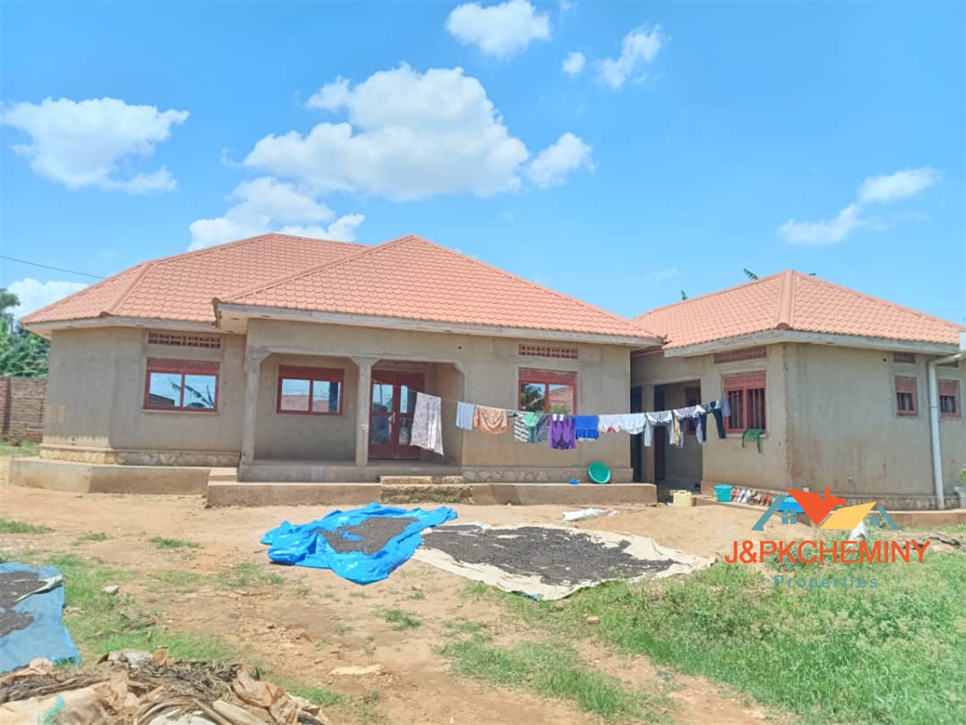 Bungalow for sale in Bweyogerere Mukono