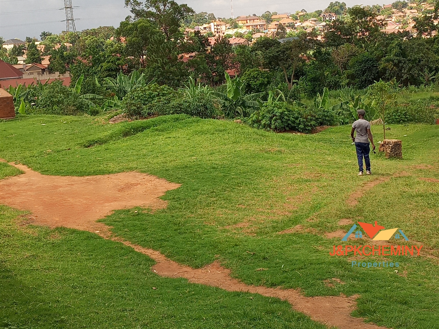 School for sale in Seeta Mukono