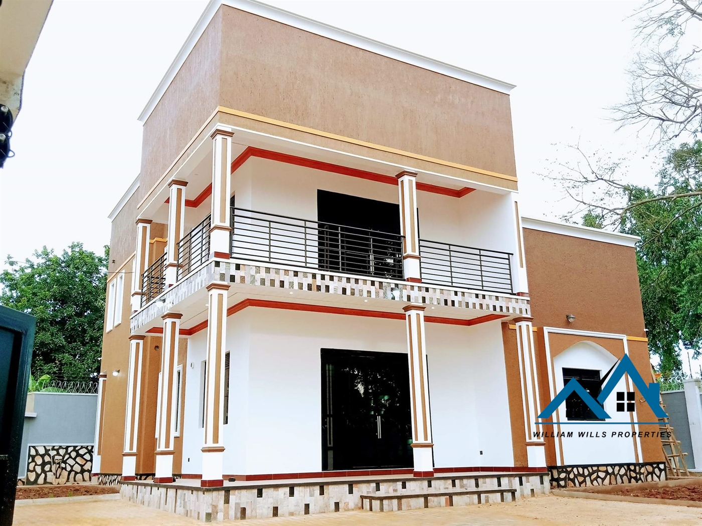 Storeyed house for sale in Namugongo Wakiso