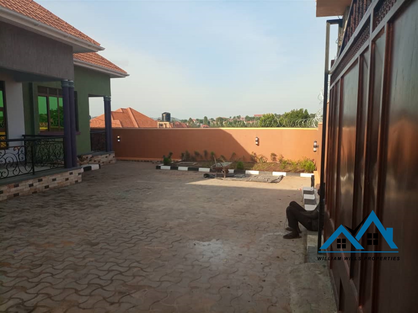 Bungalow for sale in Kitende Wakiso