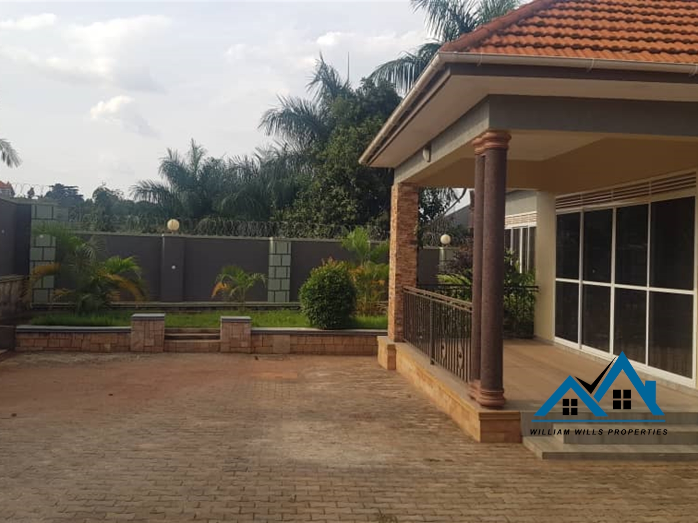 Bungalow for sale in Bwebajja Wakiso