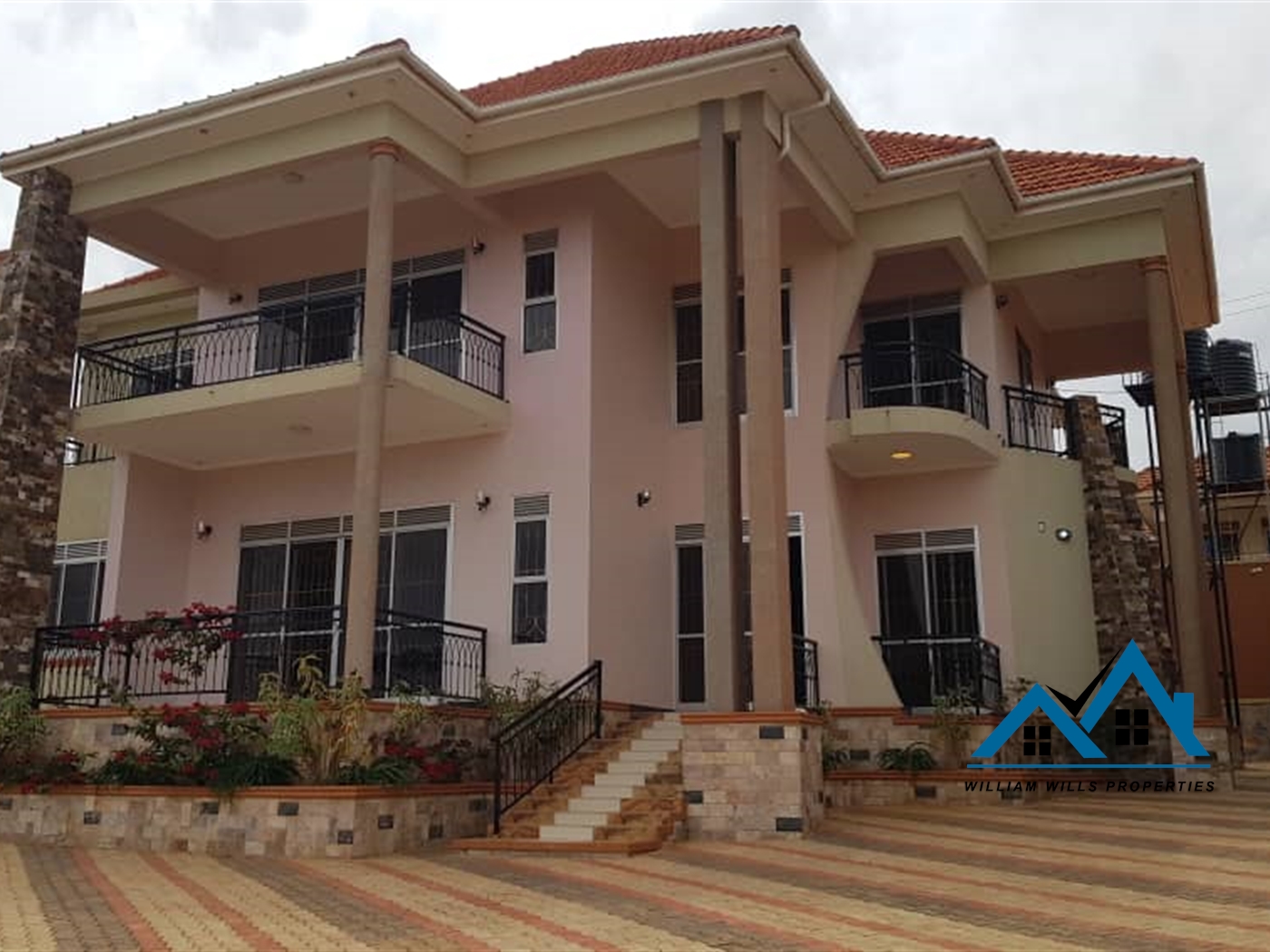 Storeyed house for sale in Bwebajja Wakiso