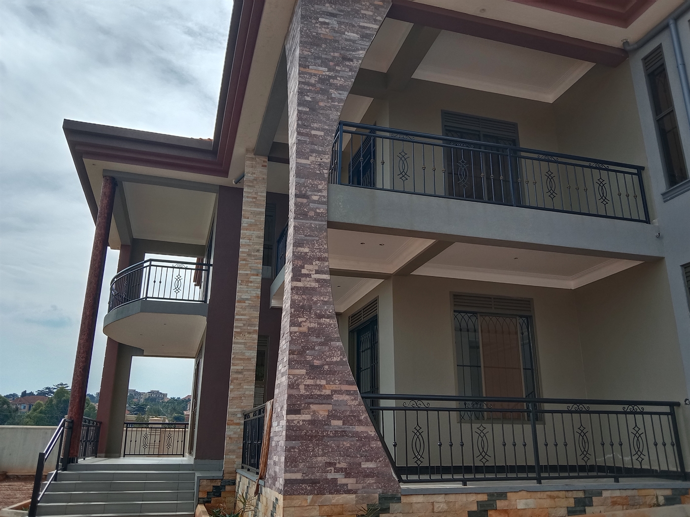 Storeyed house for sale in Kira Wakiso