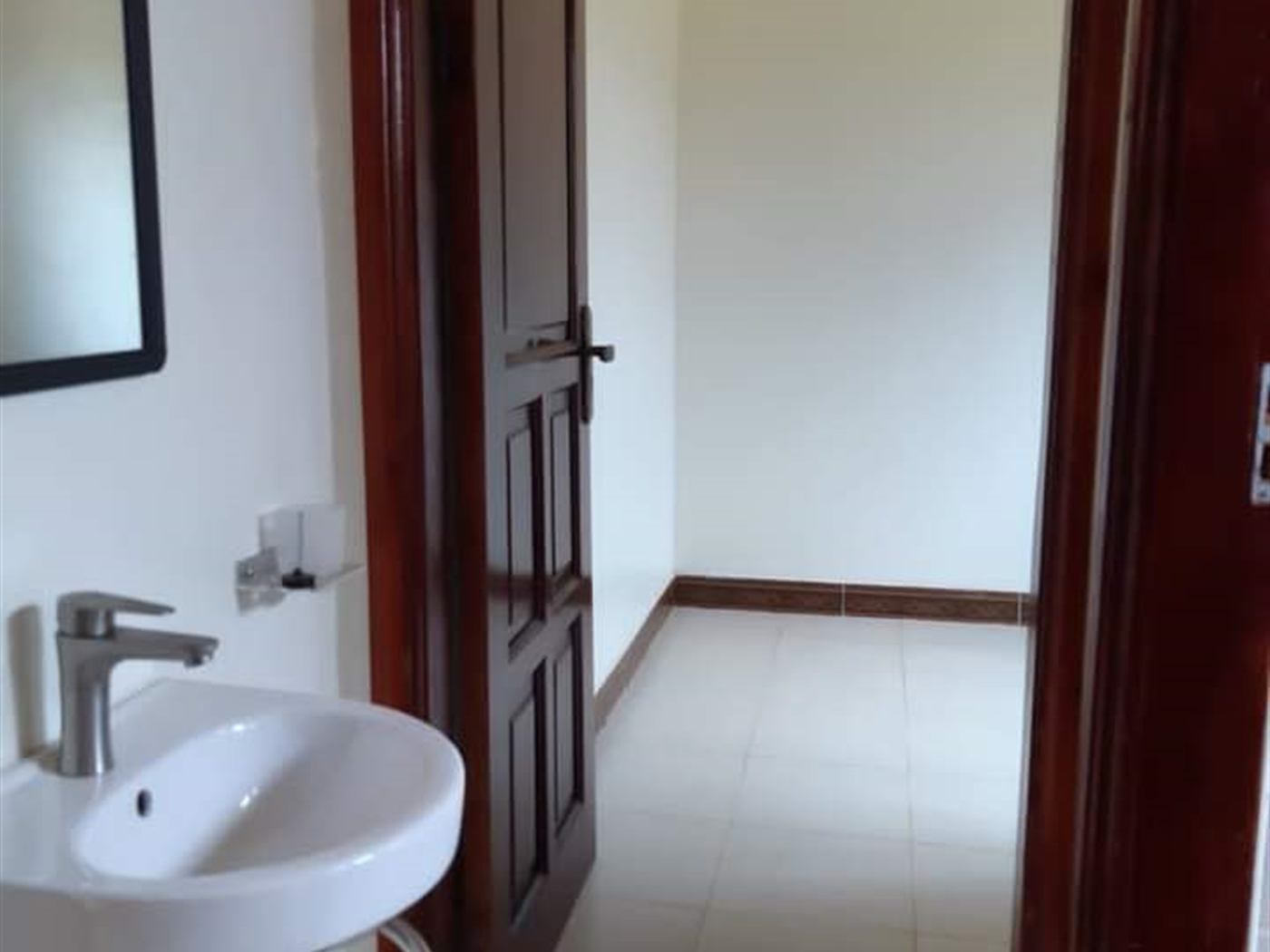 Semi Detached for rent in Kira Wakiso