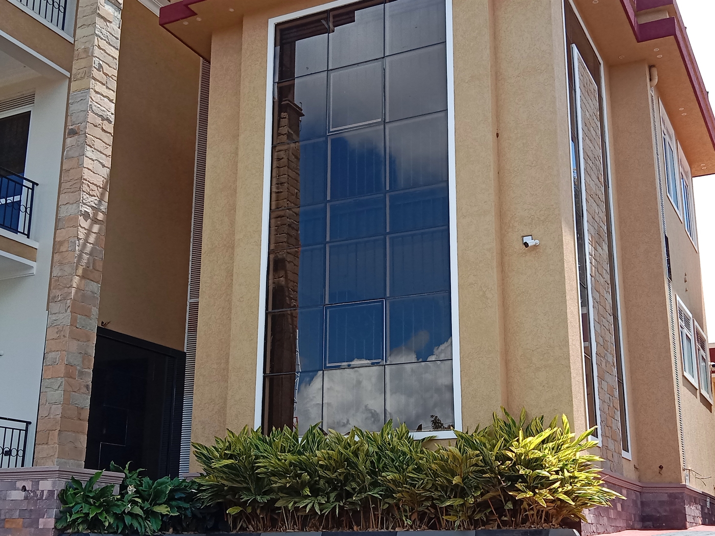 Storeyed house for sale in Munyonyo Kampala