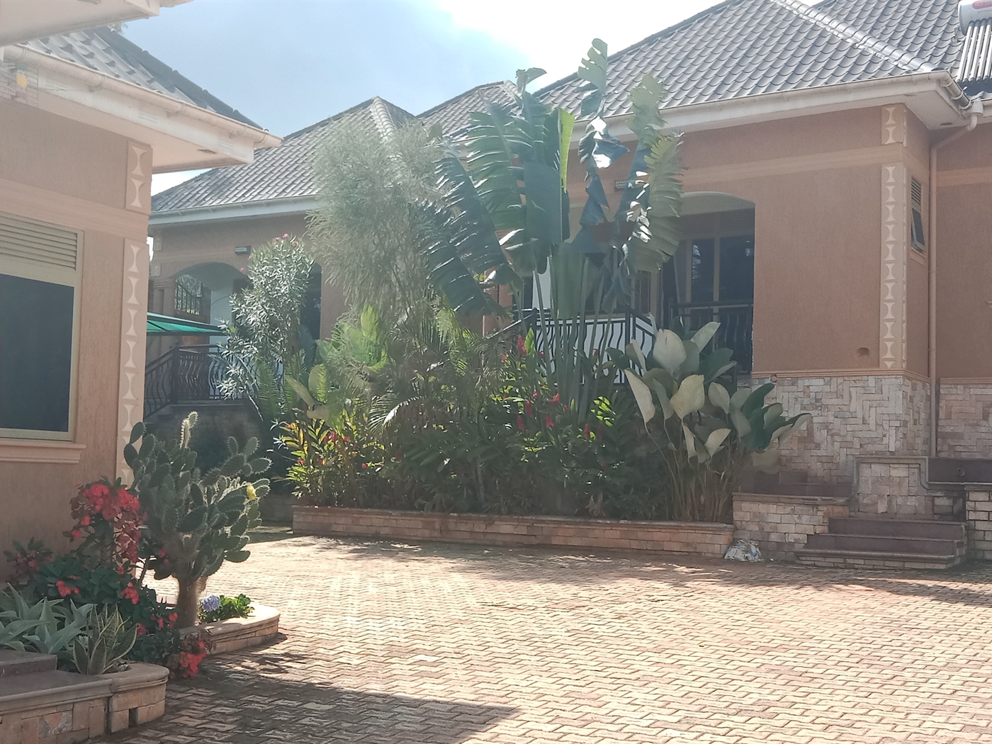 Semi Detached for rent in Nansana Wakiso