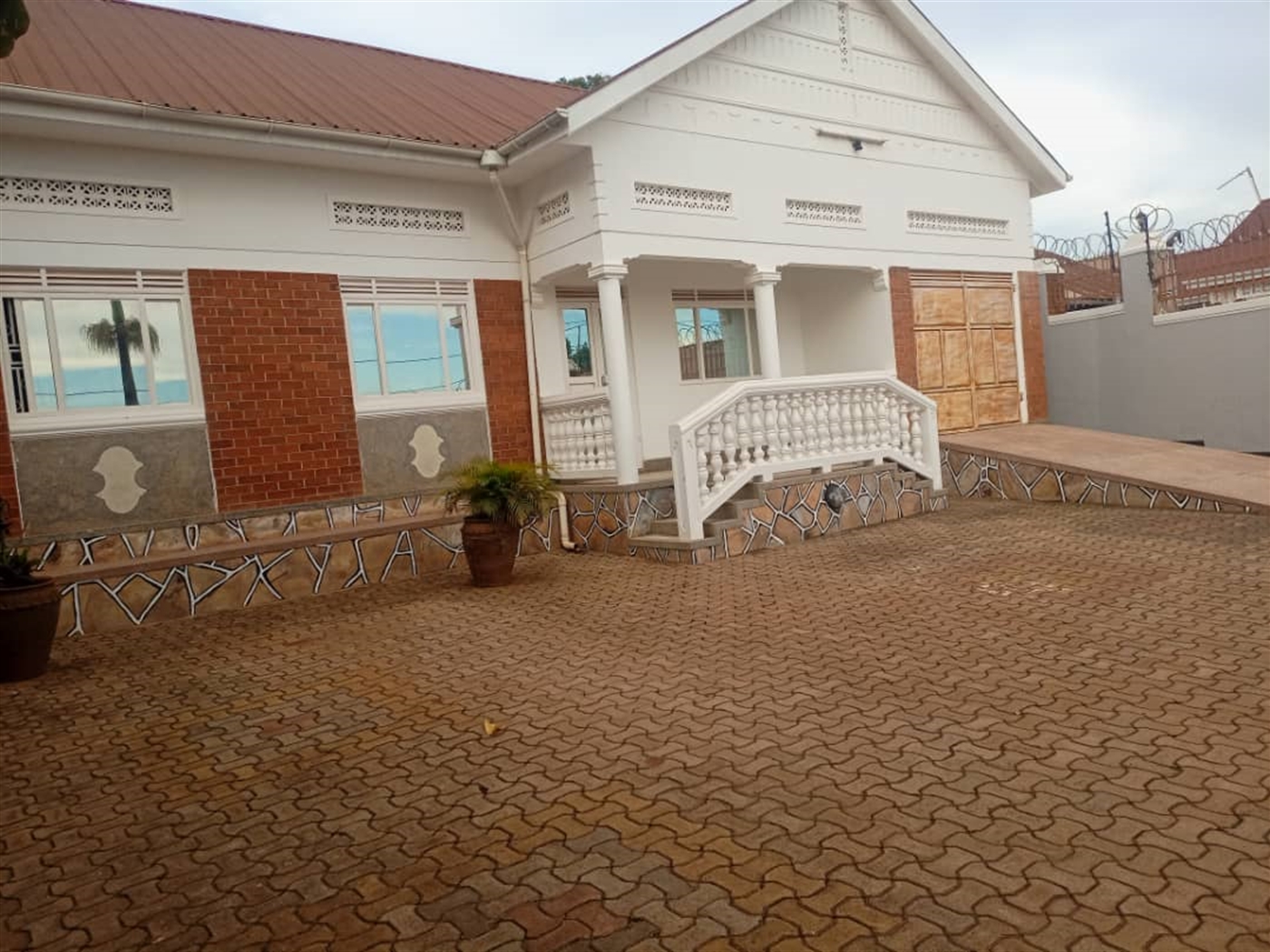 Bungalow for sale in Kyengera Wakiso