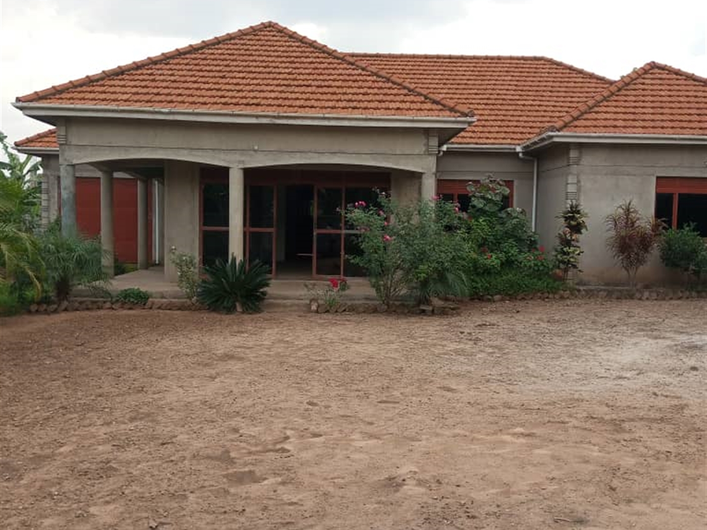 Bungalow for sale in Kigo Wakiso