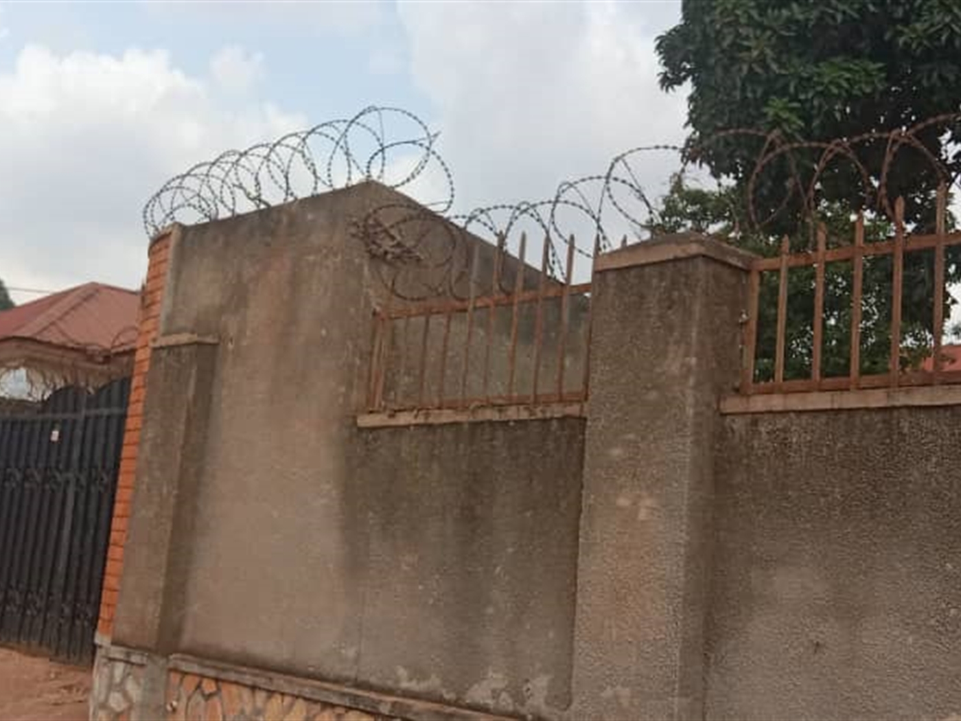 Semi Detached for sale in Kisaasi Kampala