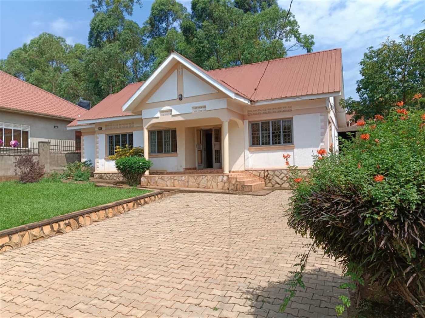 Bungalow for sale in Kira Wakiso