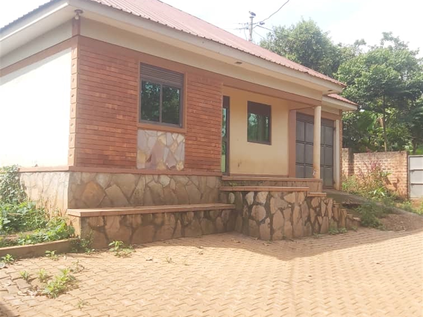 Bungalow for sale in Makandwa Wakiso