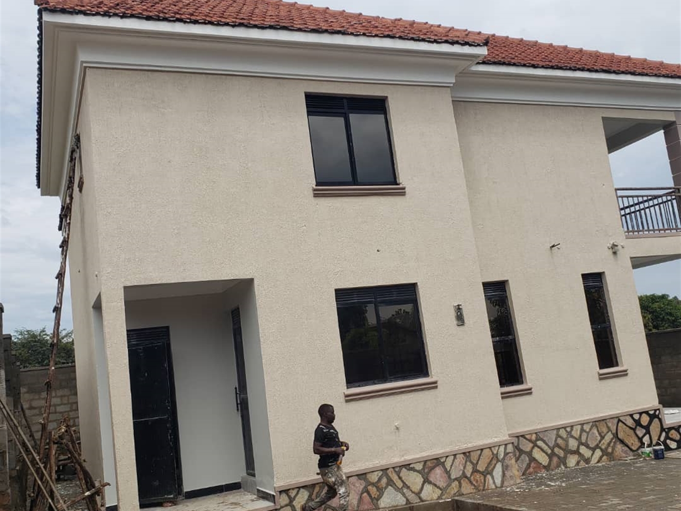 Storeyed house for sale in Kitovu Wakiso