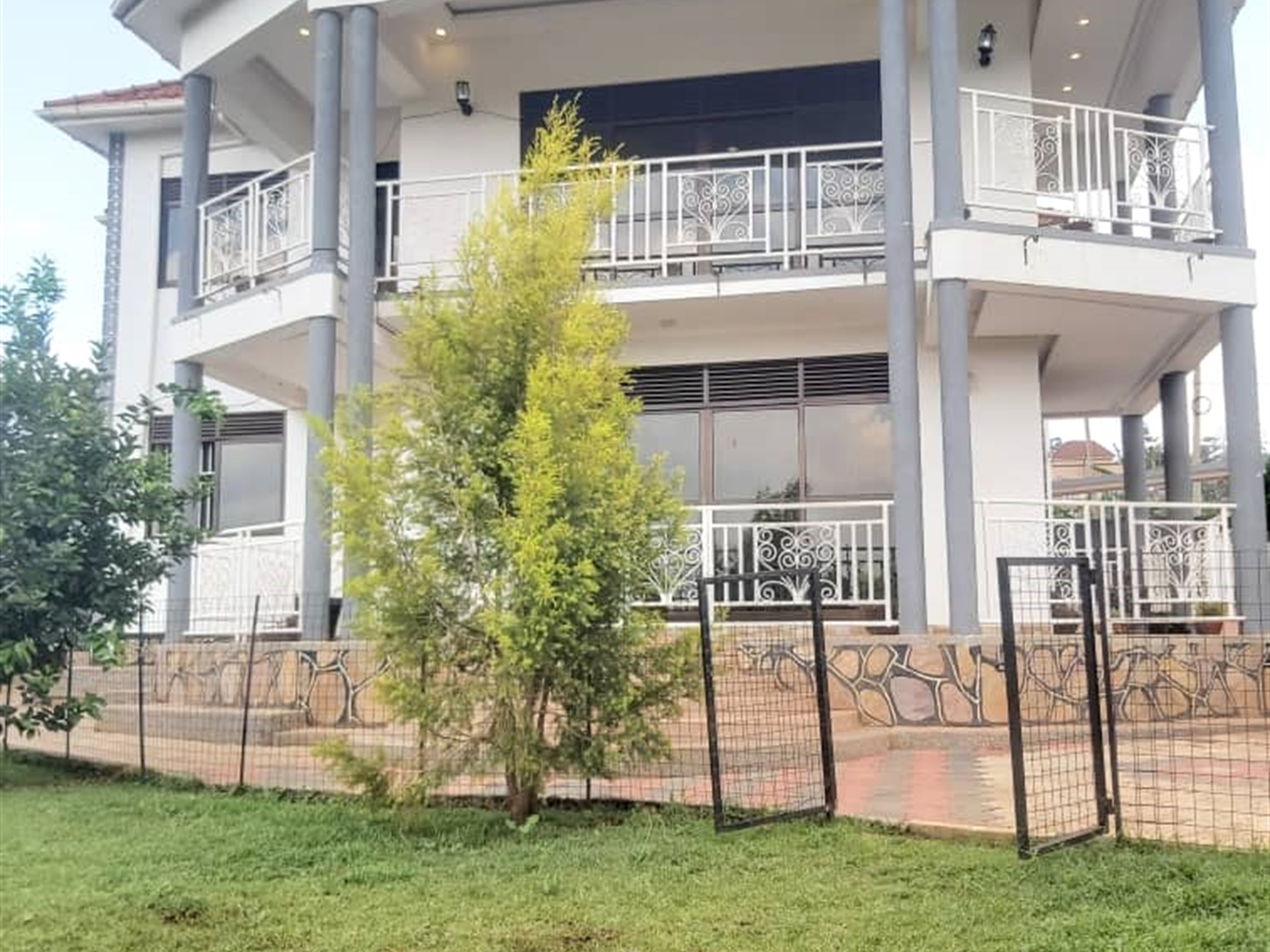 Storeyed house for sale in Akright Wakiso