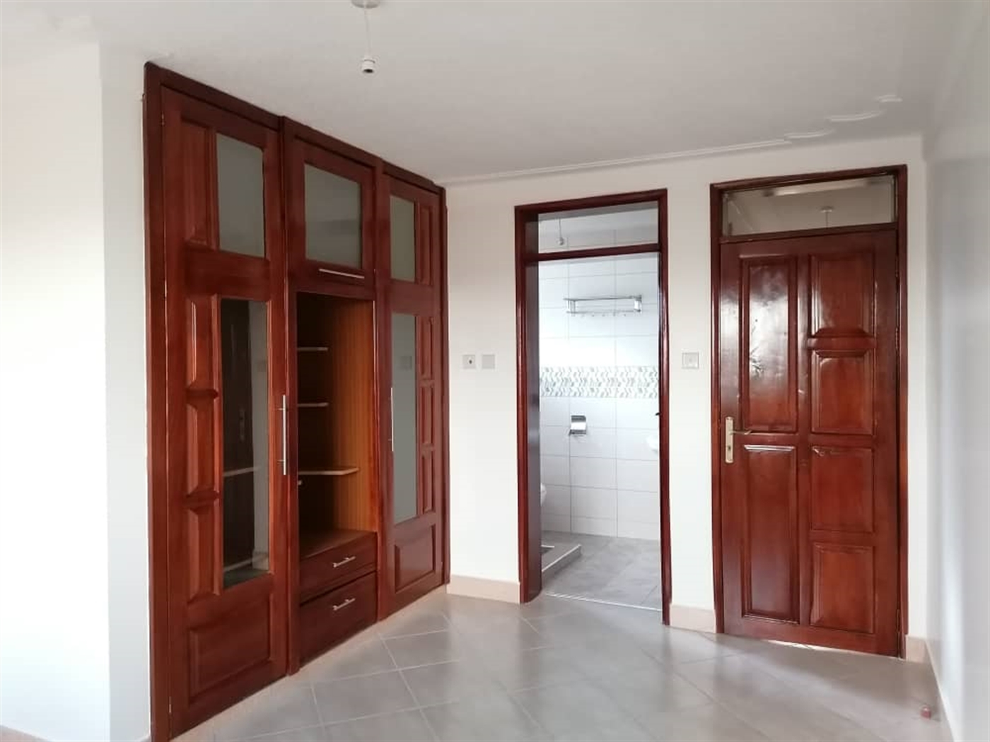 Apartment for rent in Nsawo Wakiso