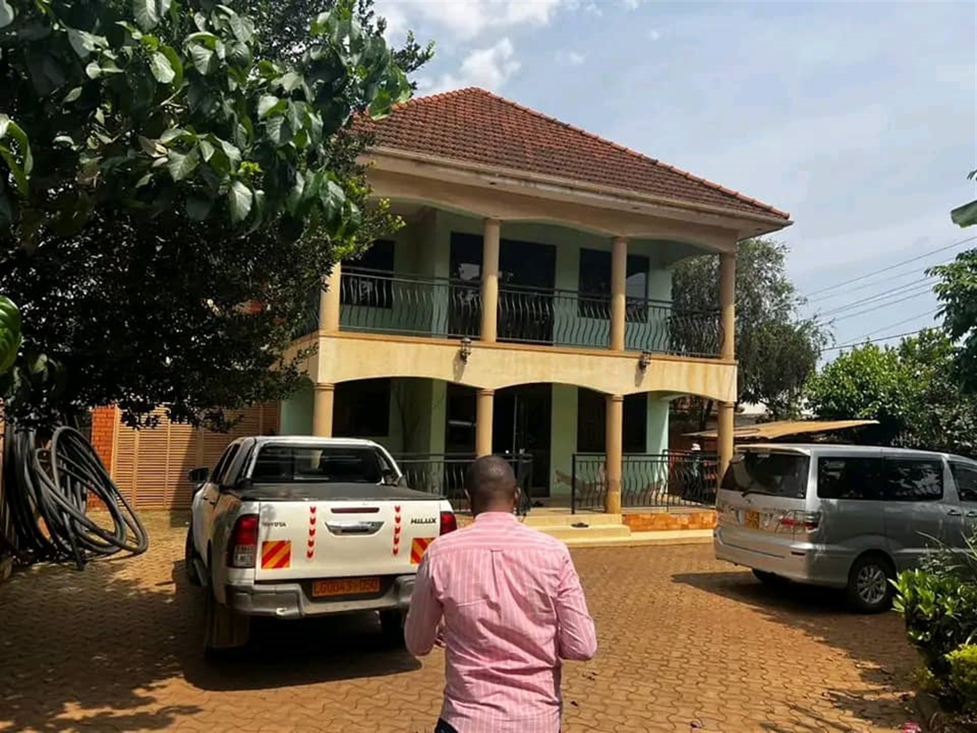 Storeyed house for sale in Kiwaatule Wakiso