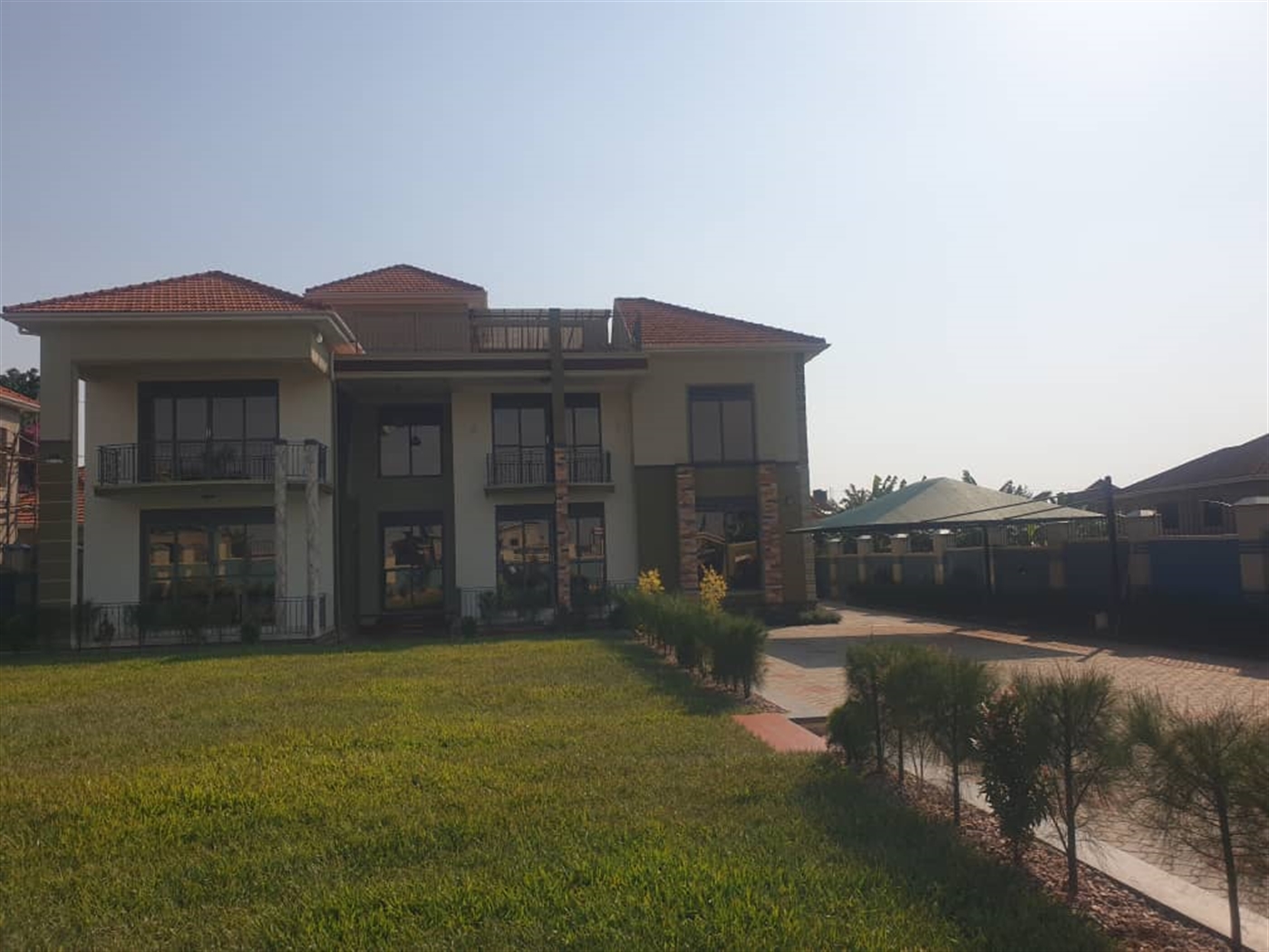 Storeyed house for sale in Bwebajja Wakiso