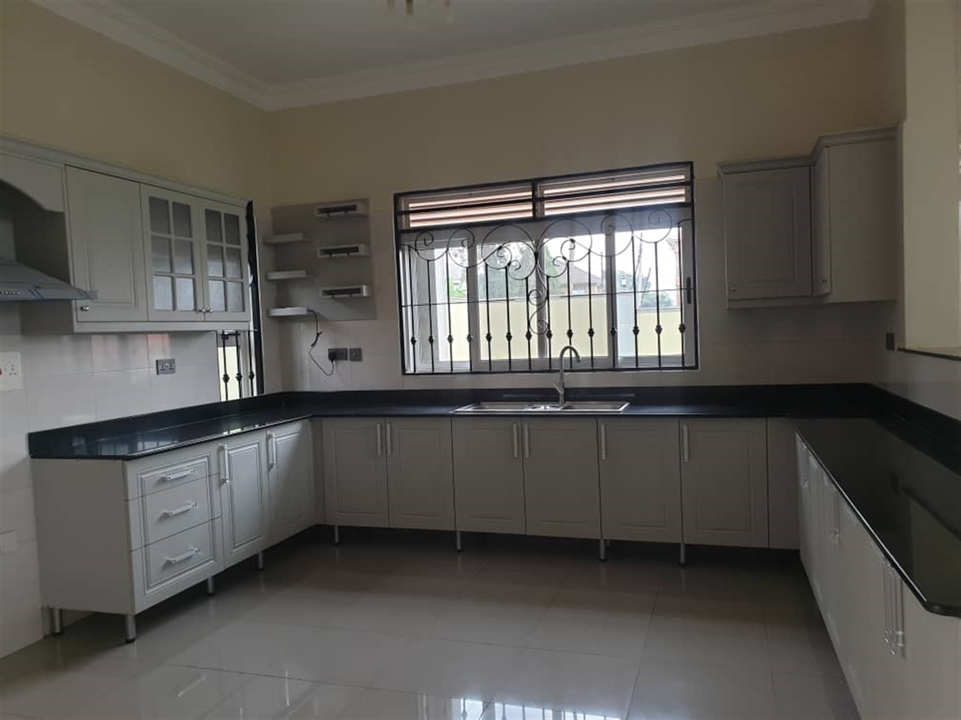 Storeyed house for sale in Kitende Wakiso