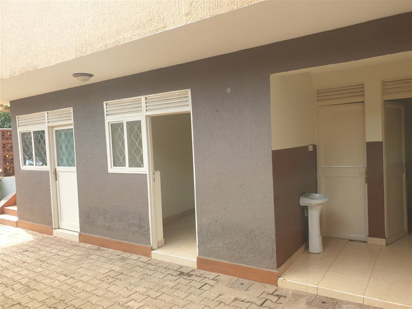 Storeyed house for rent in Lubowa Wakiso