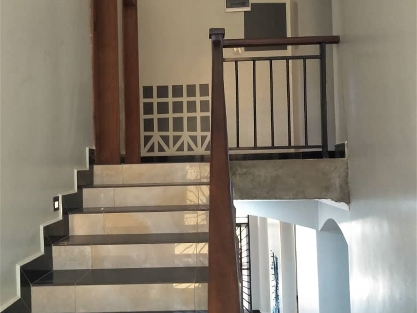 Storeyed house for sale in Kigo Wakiso