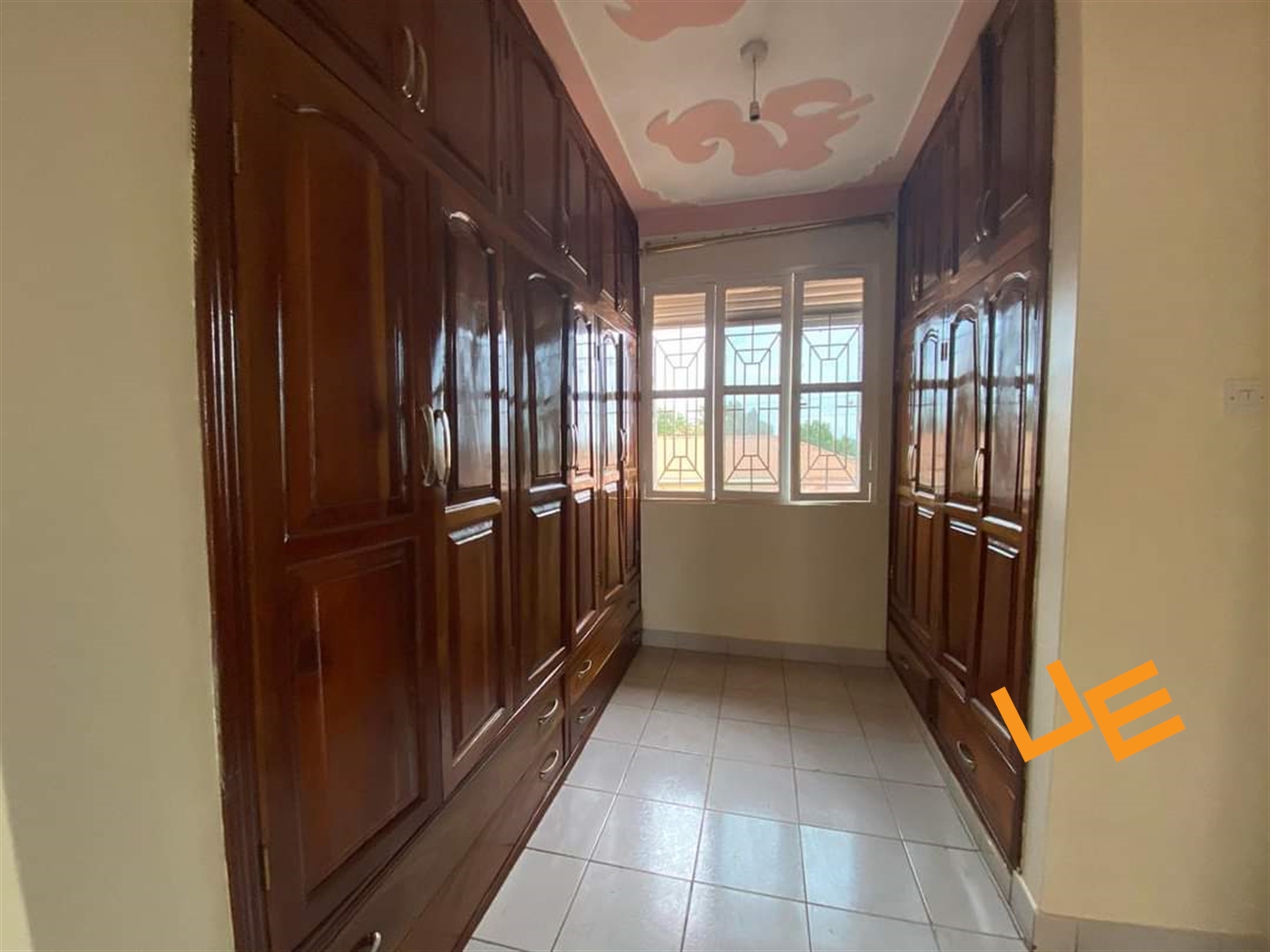 Storeyed house for rent in Kisaasi Kampala