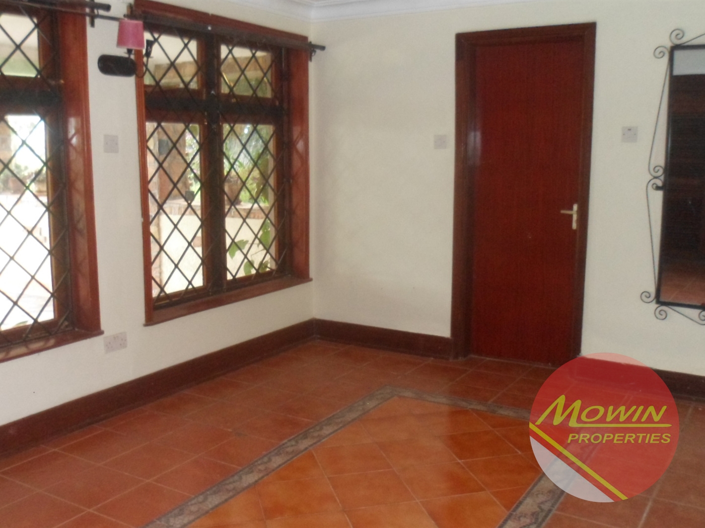 Villa for rent in Buziga Kampala