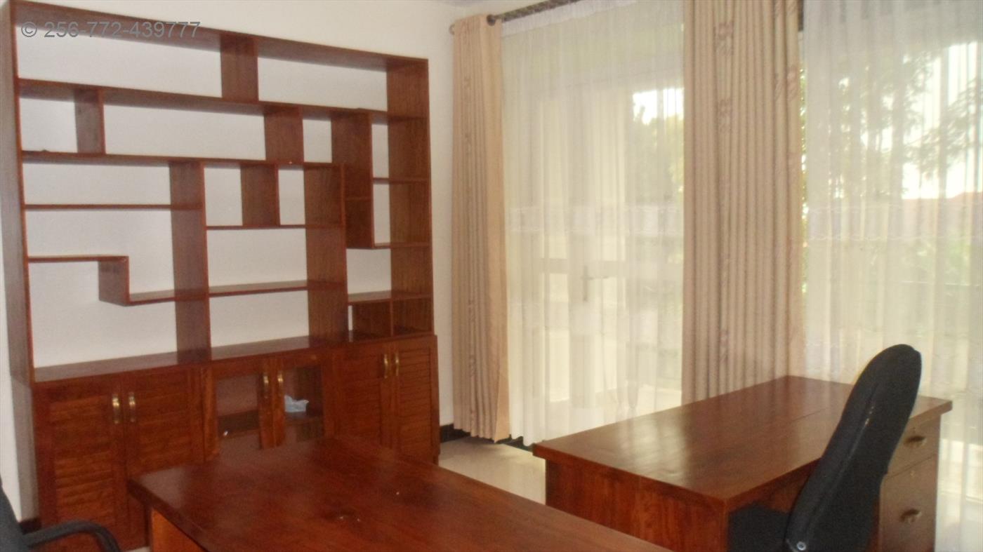 Villa for rent in Munyonyo Kampala