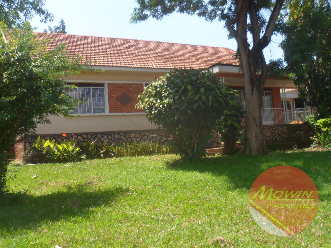 Bungalow for rent in Makindye Kampala