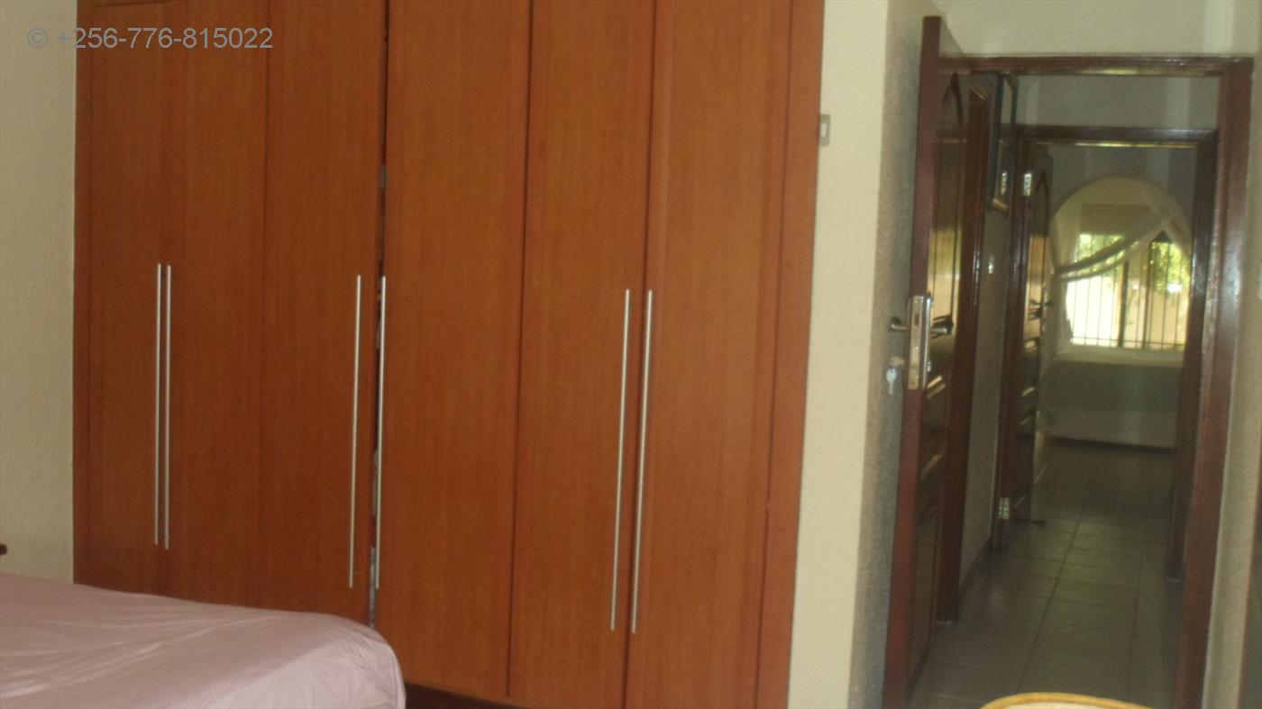 Bungalow for rent in Naguru Kampala