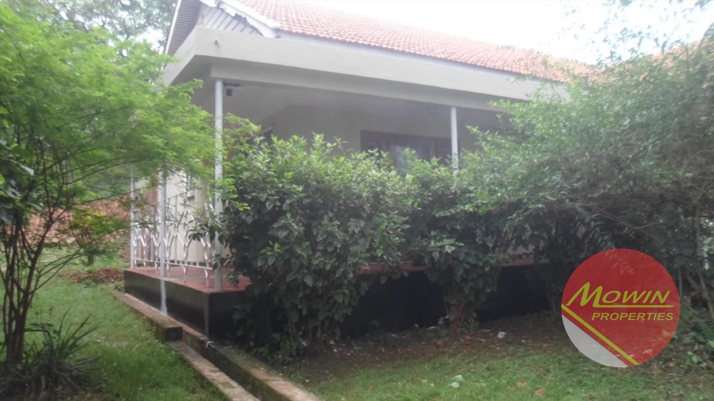 Bungalow for sale in Mbuya Kampala