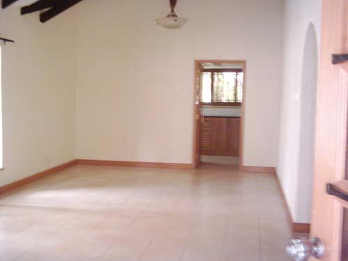 Bungalow for rent in Kololo Kampala