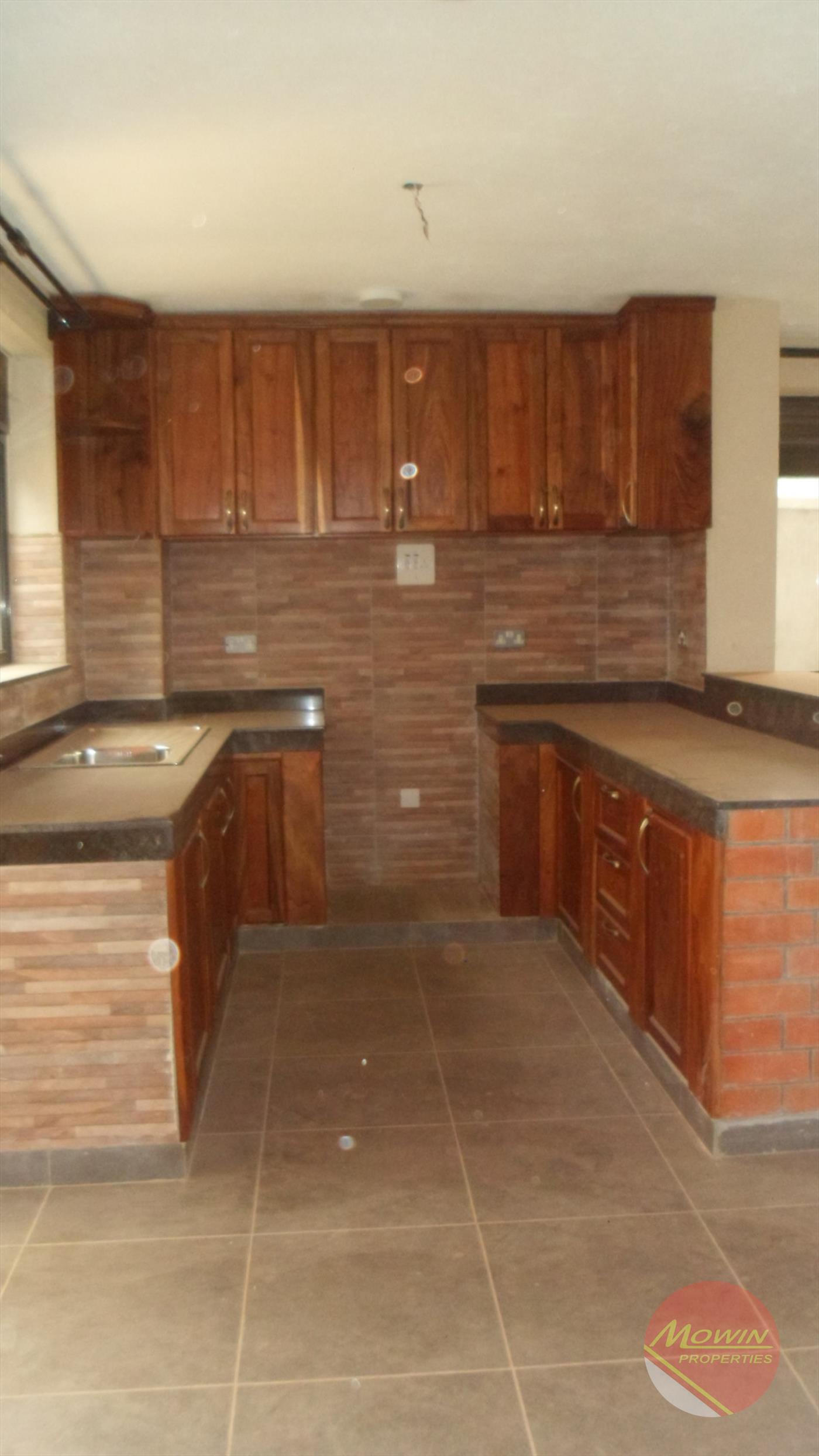 Storeyed house for rent in Lubowa Wakiso