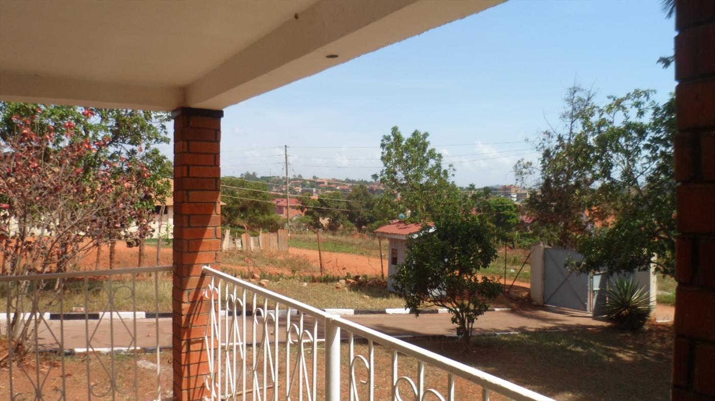 Bungalow for rent in Buziga Kampala