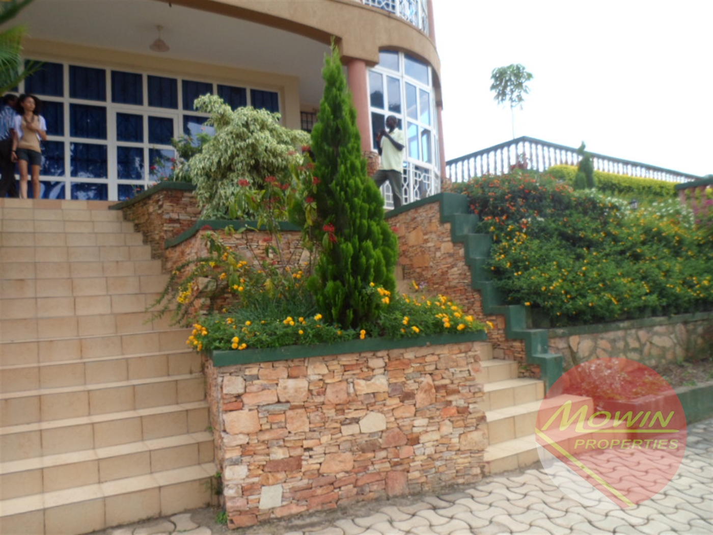 Villa for rent in Buziga Kampala