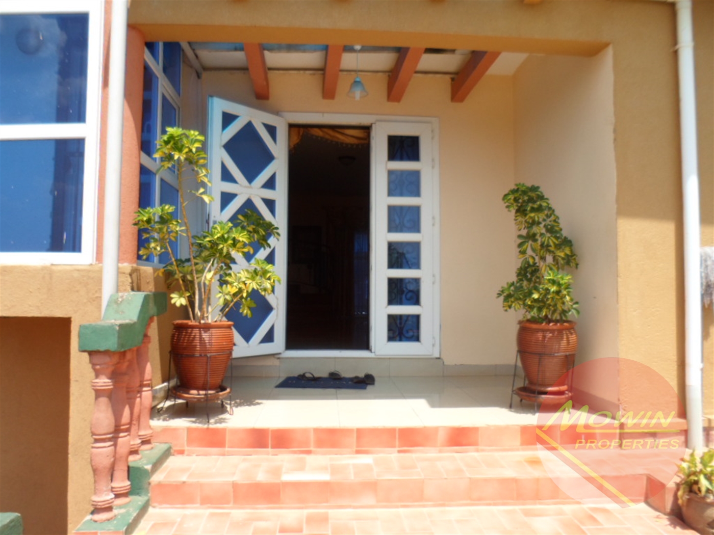 Villa for rent in Buziga Kampala