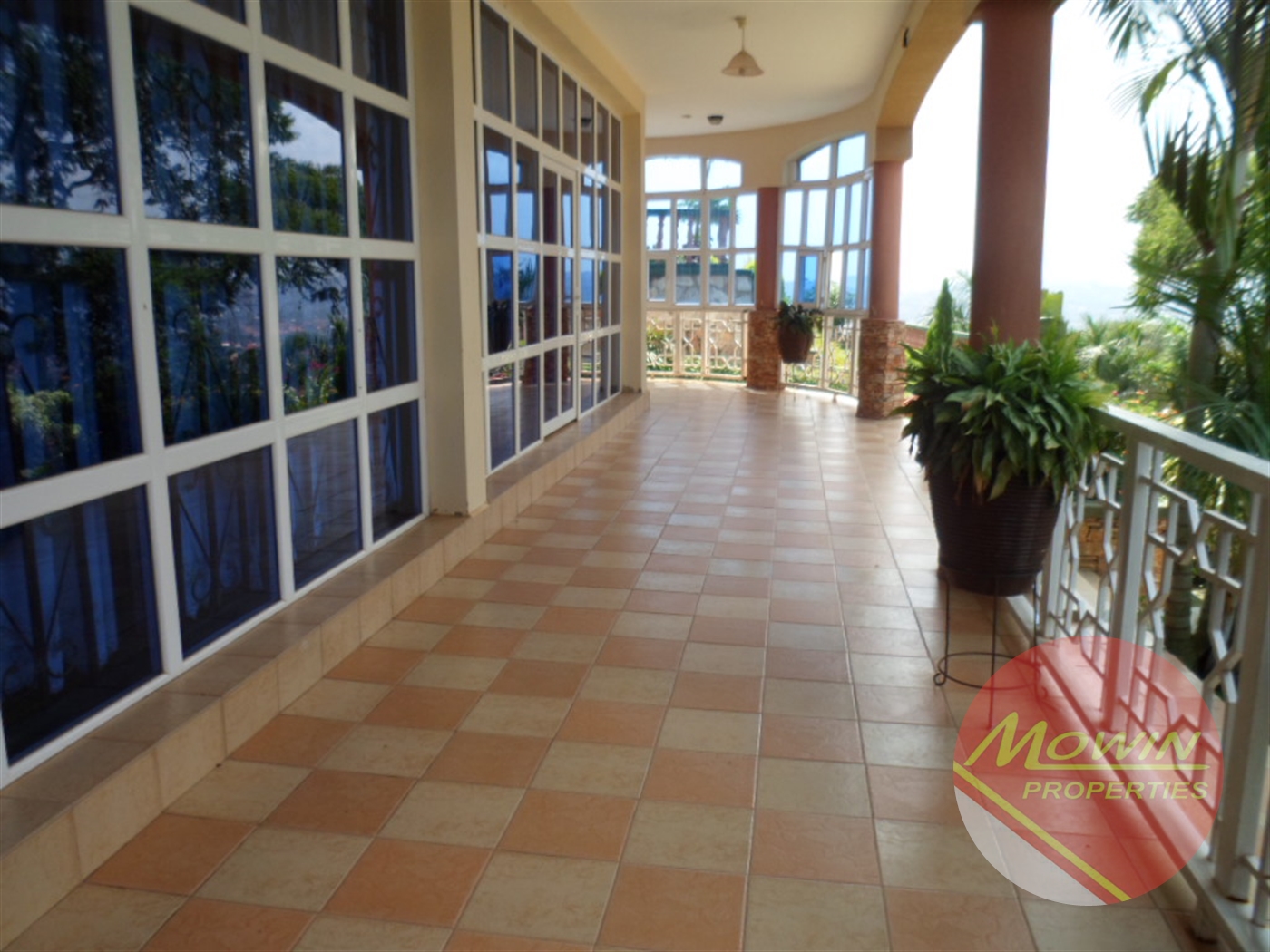 Villa for rent in Buziga Kampala