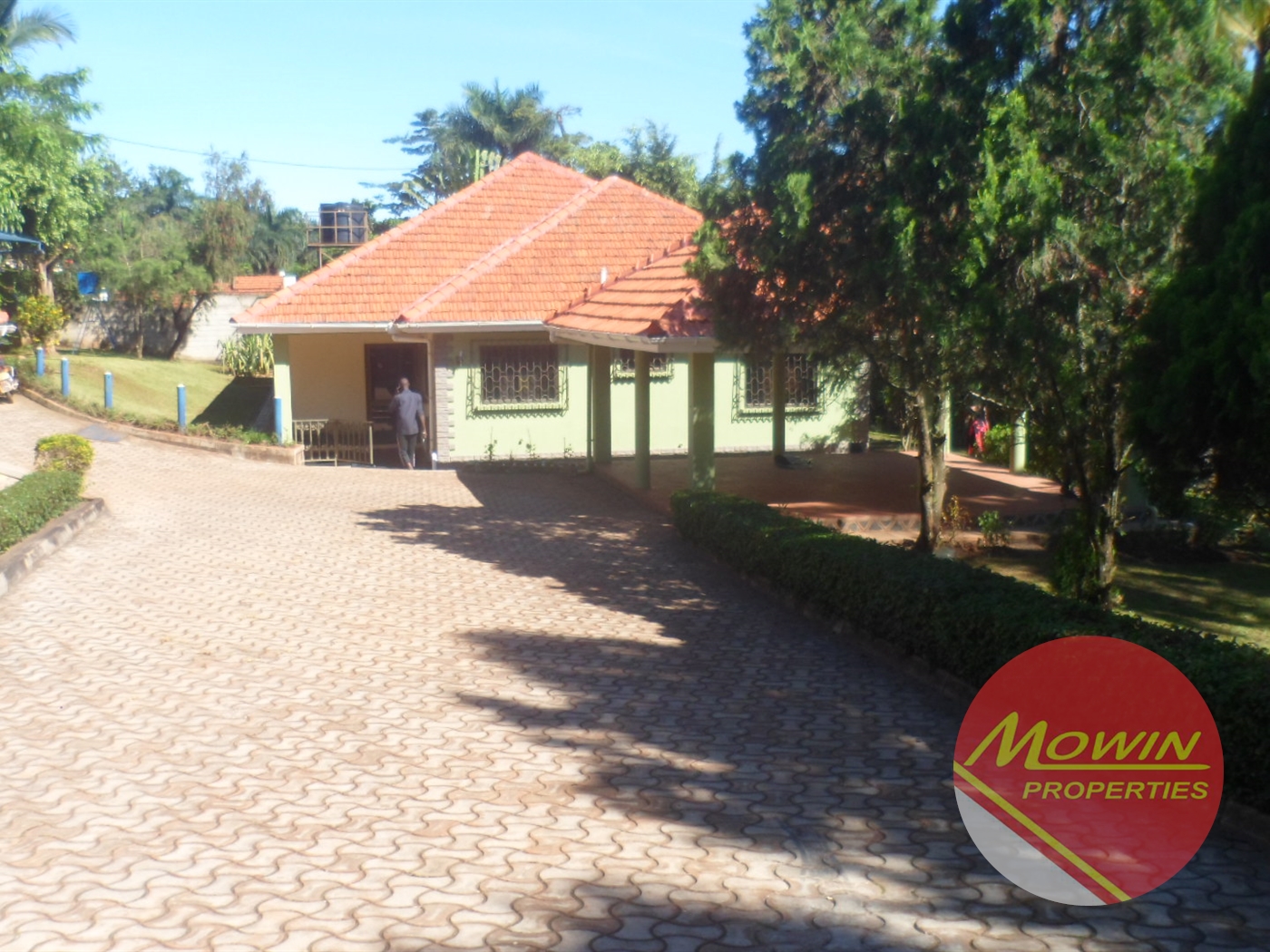 Bungalow for rent in Kololo Kampala