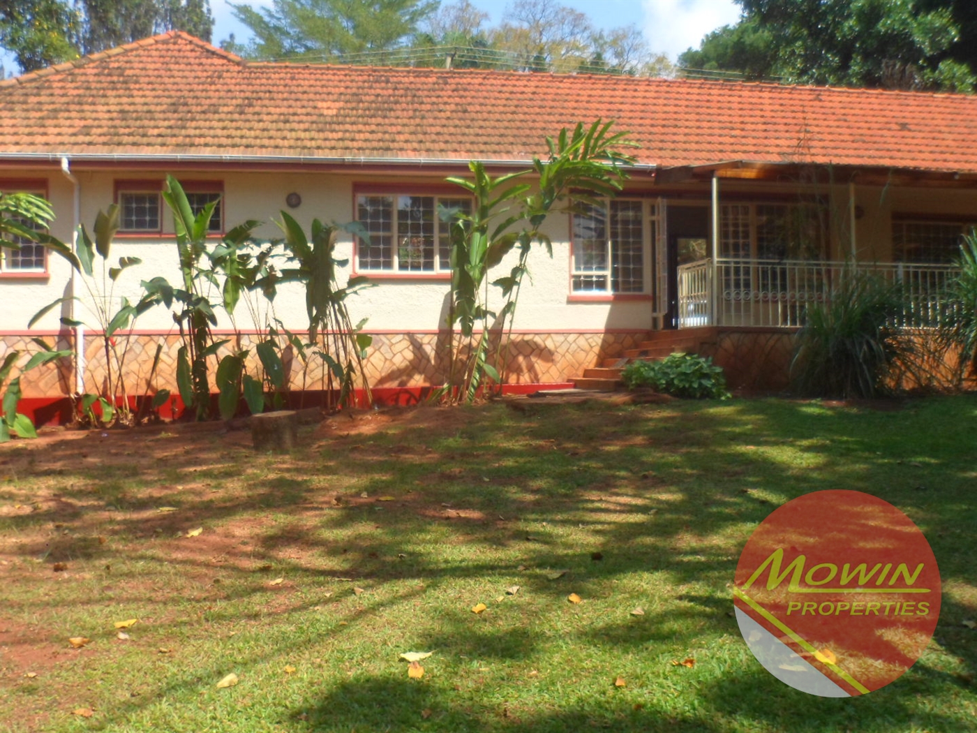 Bungalow for rent in Kololo Kampala