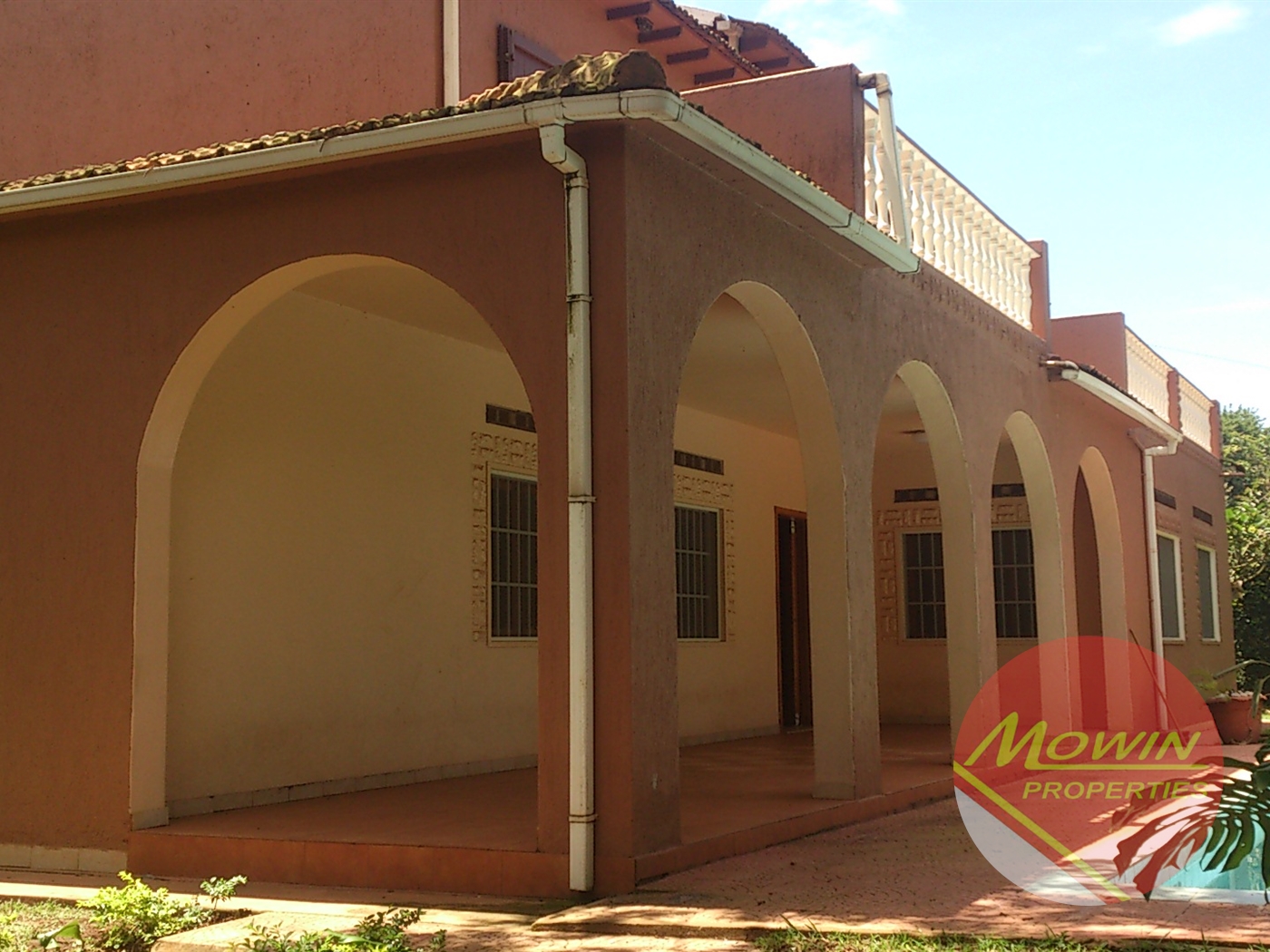 Storeyed house for rent in Mbuya Kampala