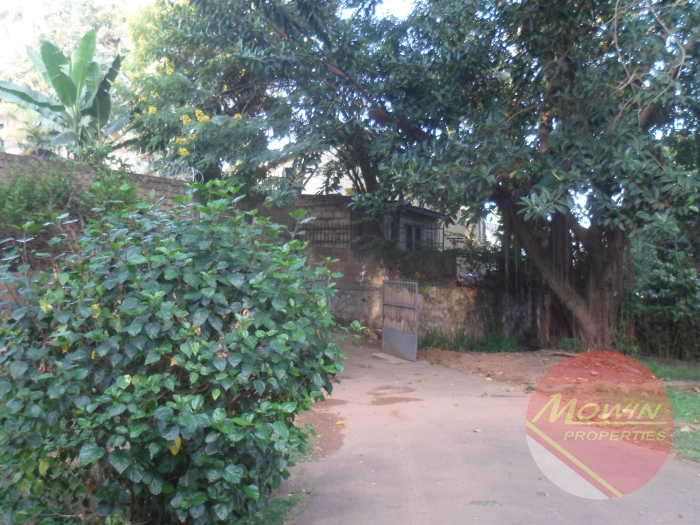 Duplex for sale in Muyenga Kampala