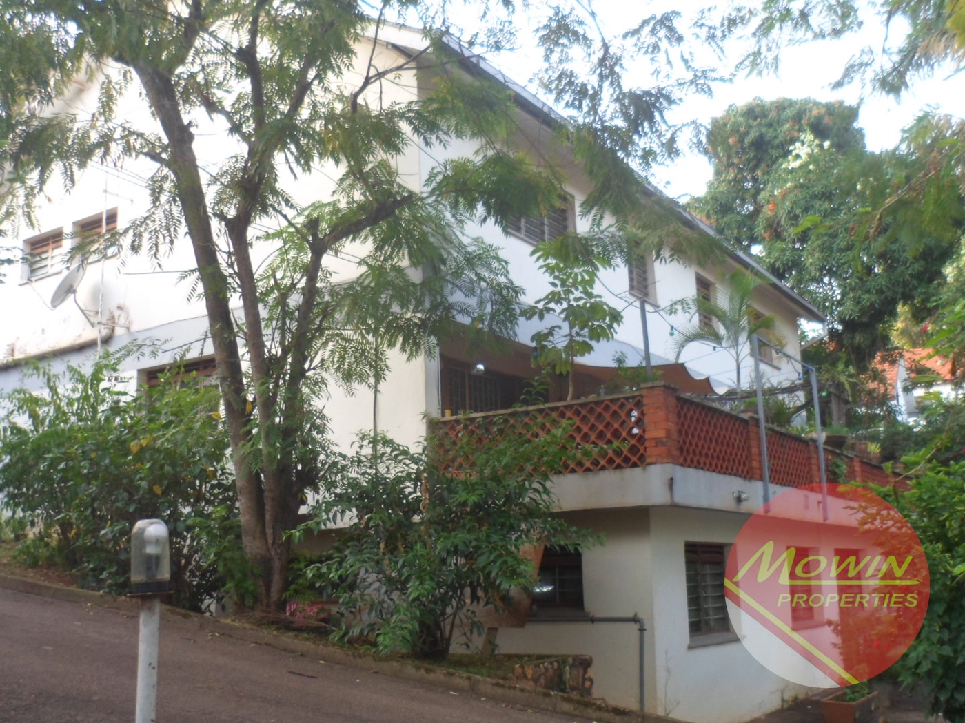 Duplex for sale in Muyenga Kampala