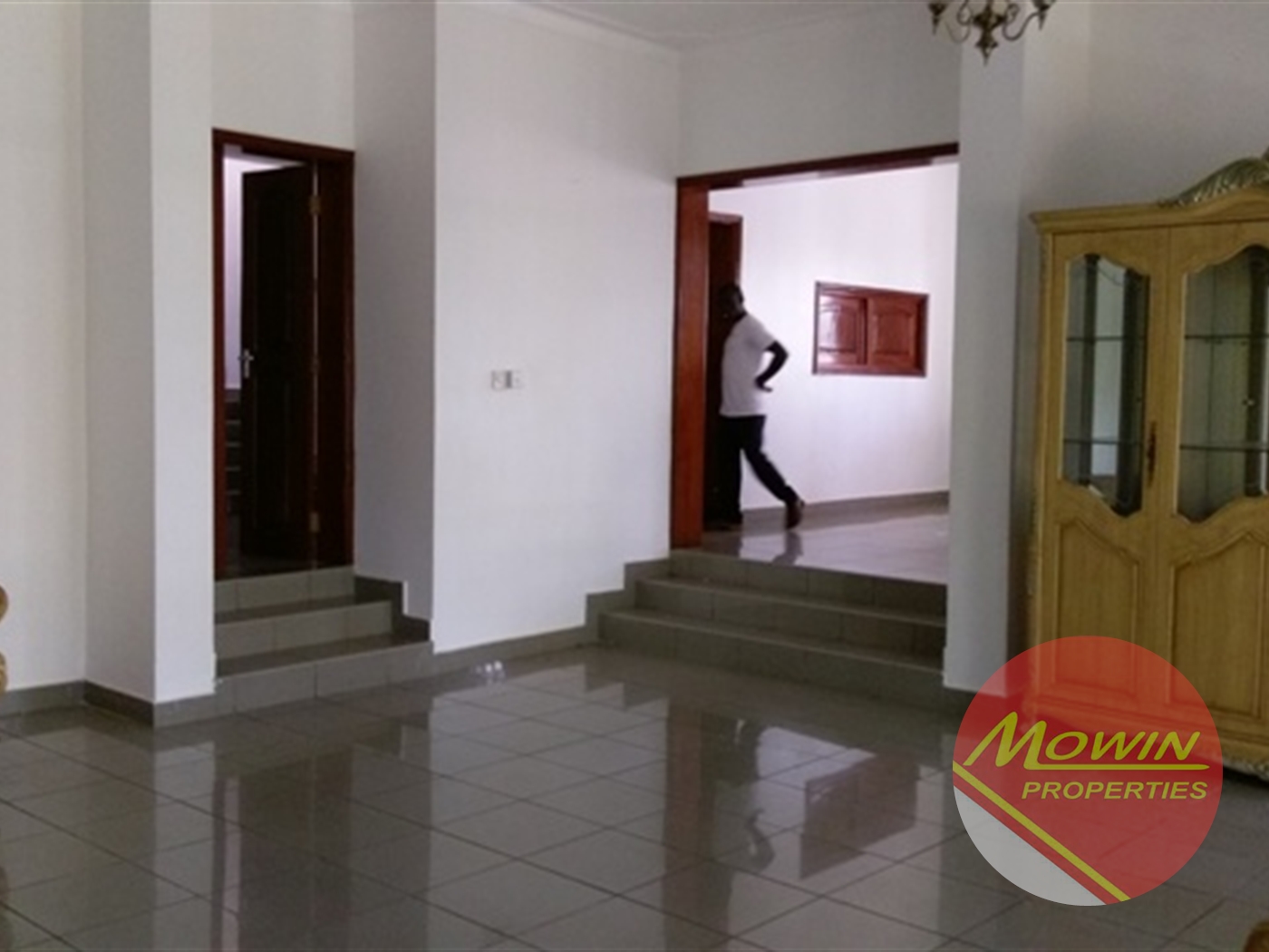 Villa for rent in Muyenga Kampala