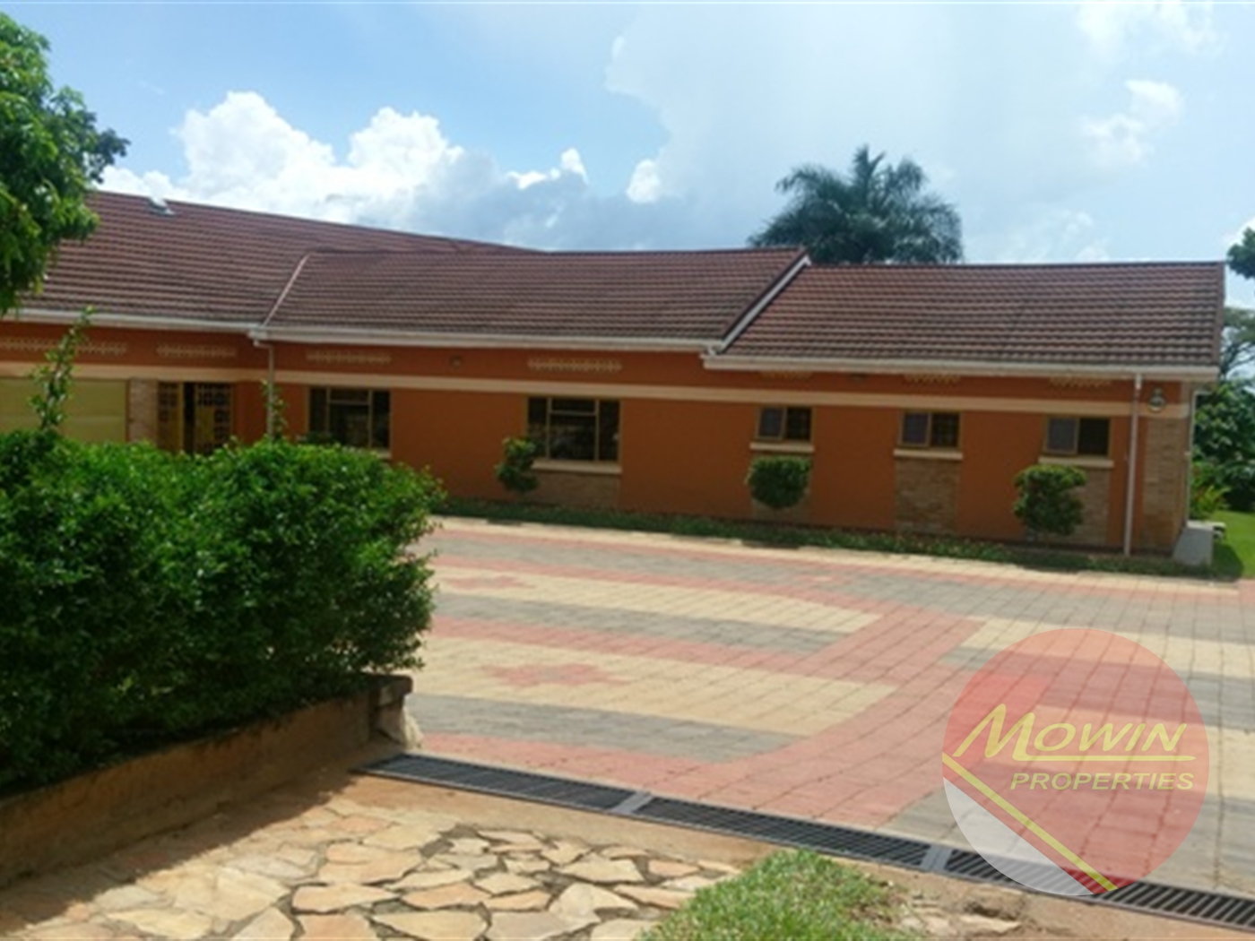 Bungalow for rent in Munyonyo Kampala