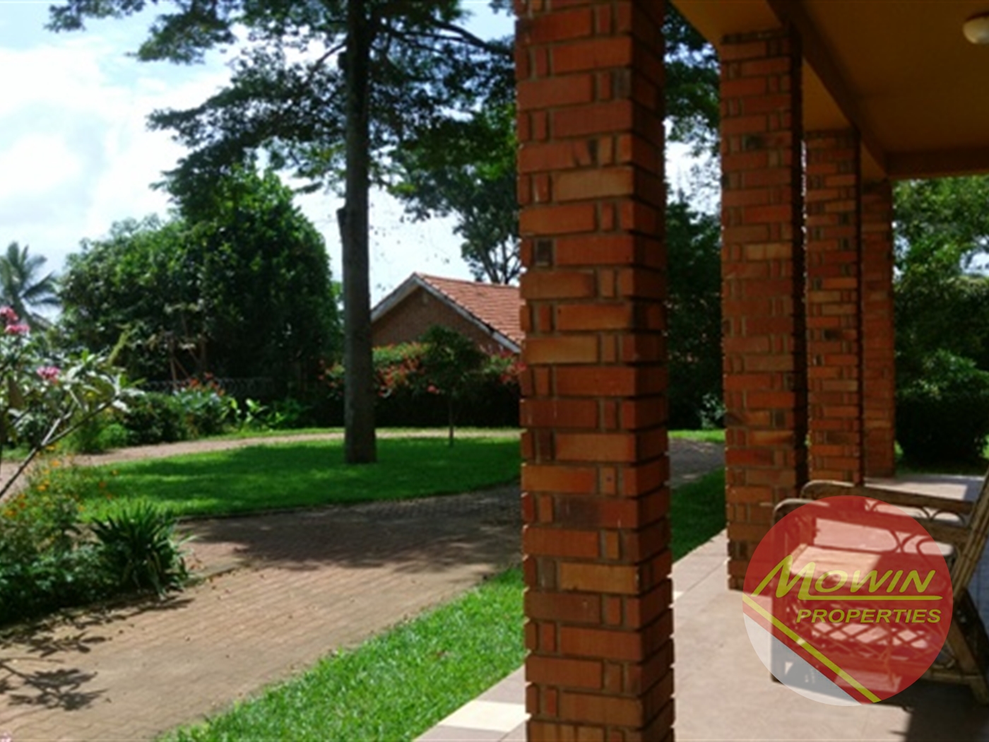 Villa for rent in Kansanga Kampala