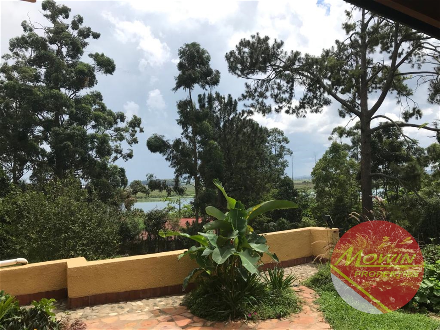 Villa for rent in Portbell Kampala