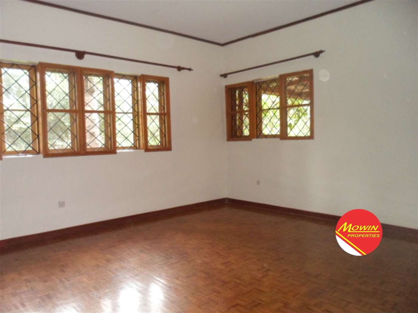 Bungalow for rent in Bugoloobi Kampala