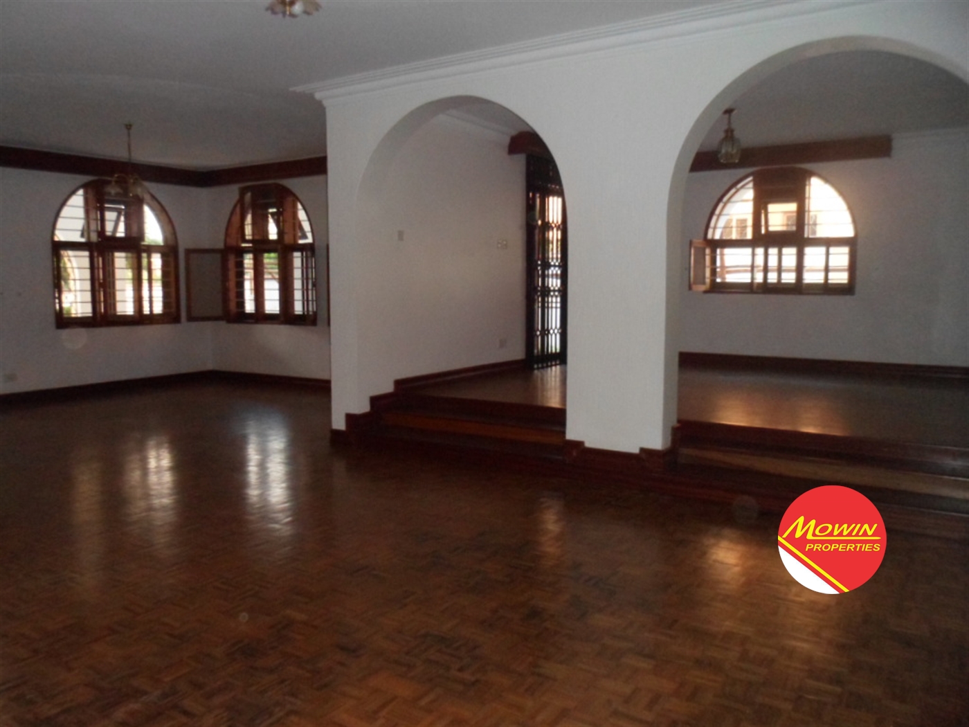 Storeyed house for rent in Bugoloobi Kampala