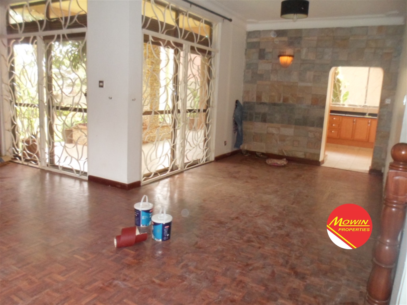 Storeyed house for rent in Bugoloobi Kampala