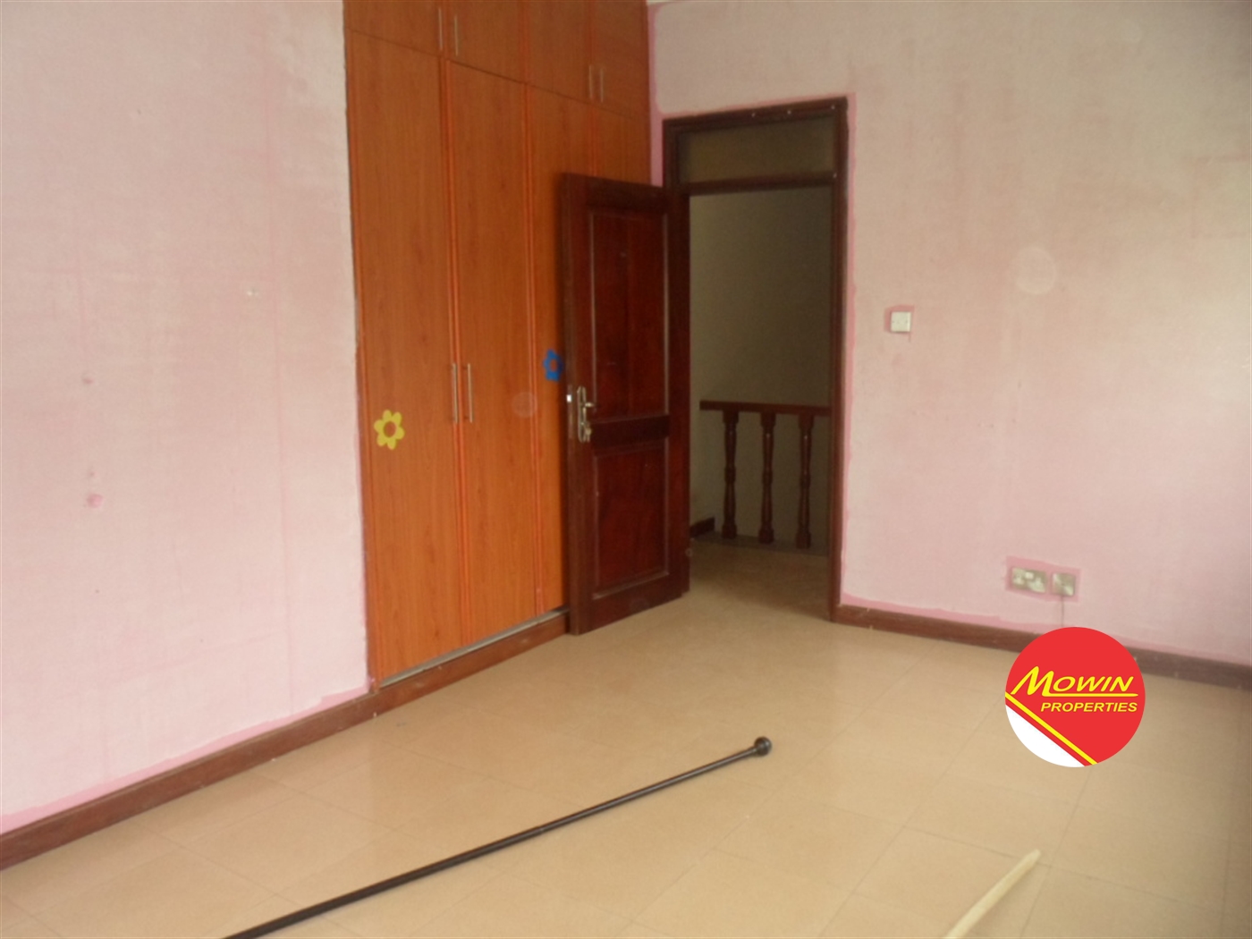 Storeyed house for rent in Bugoloobi Kampala